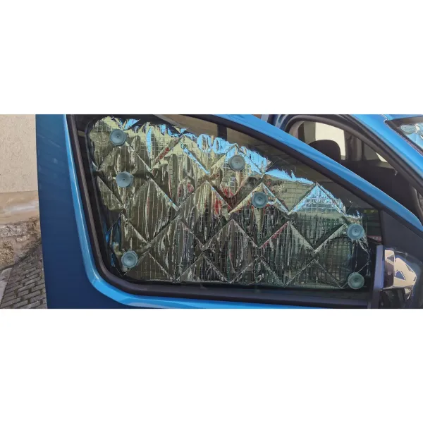 montierte Thermomatte Beifahrerseite von außen